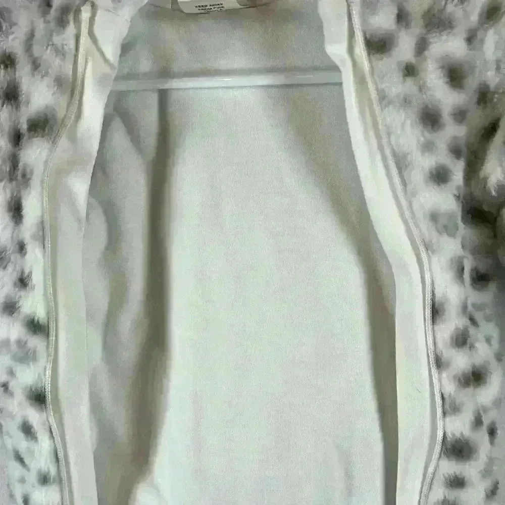 First Wish Baby Infant Snowsuit Sz 6-9 Months White and Tan Hand Covers 2 Zips - Picture 4 of 9